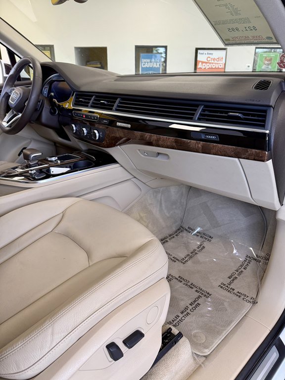 Used 2017 Audi Q7 3.0T Premium Plus image 12