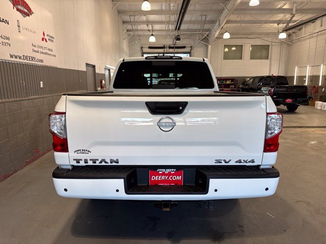 Used 2024 Nissan Titan SV AWD/4WD image 4