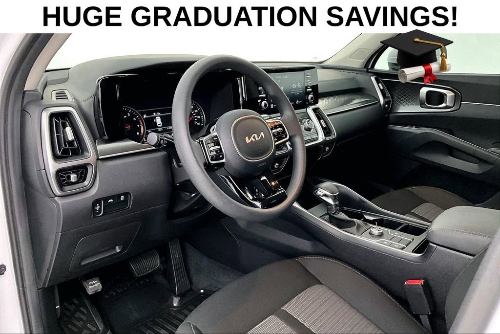 Used 2022 Kia Sorento LX FWD image 15
