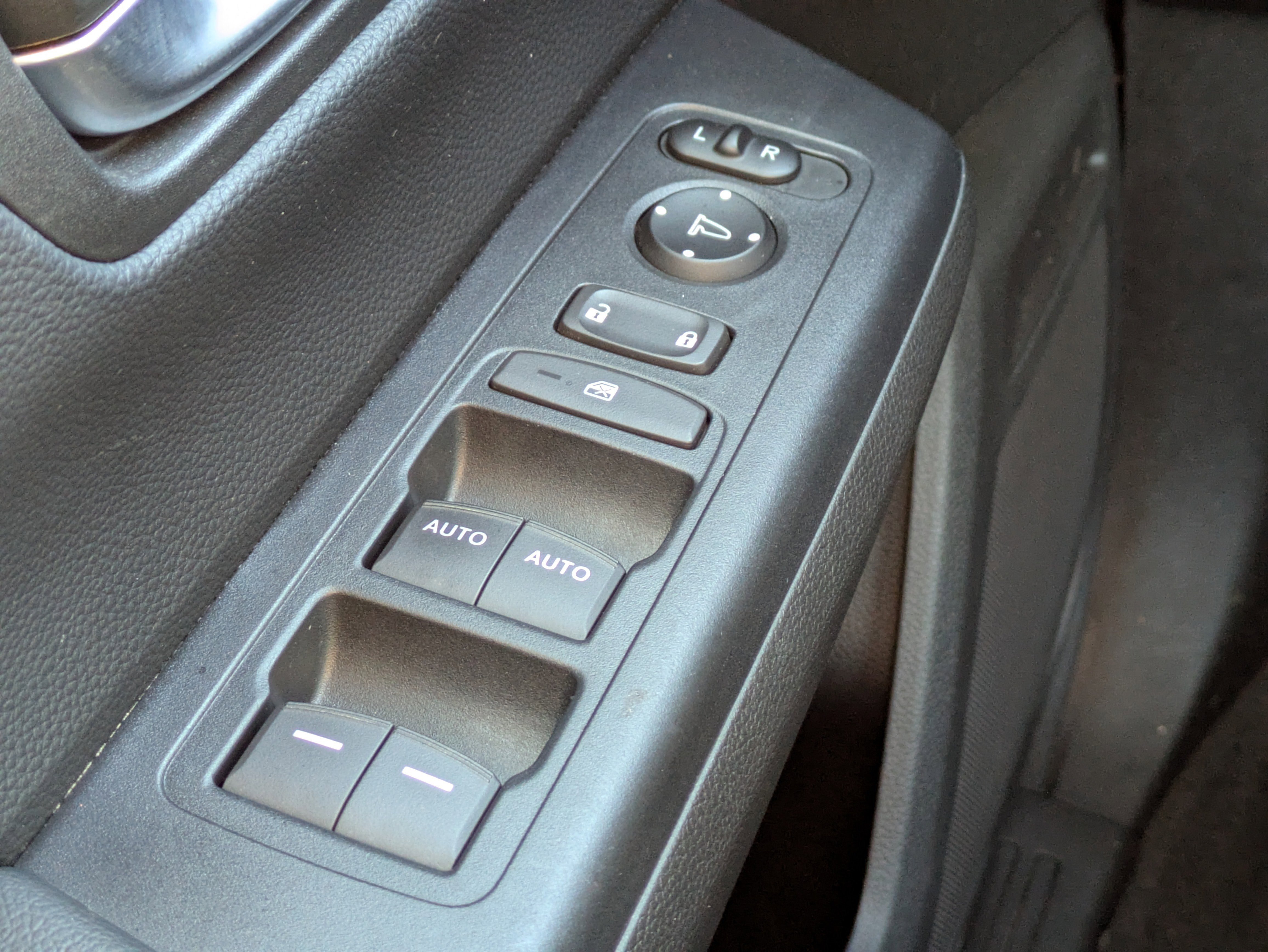 Certified 2024 Honda CR-V Sport image 32