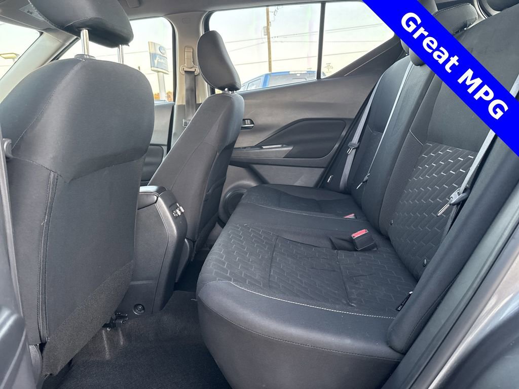 Used 2023 Nissan Kicks SV image 23