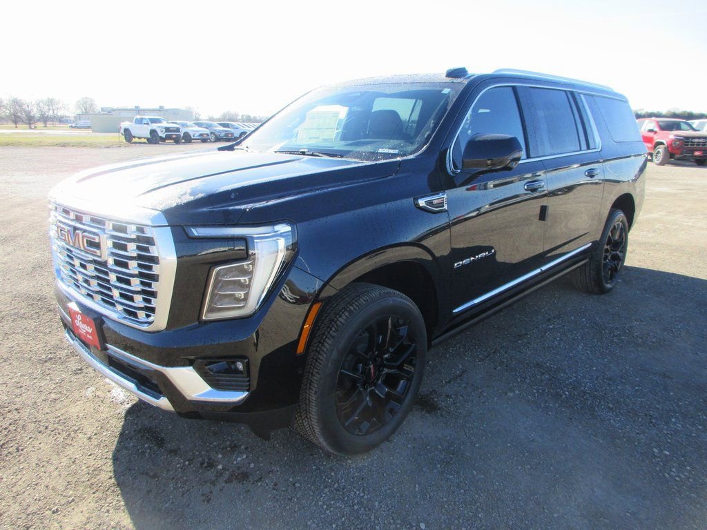 New 2026 GMC Yukon XL Denali w/ Sun & Power Step Package image 9