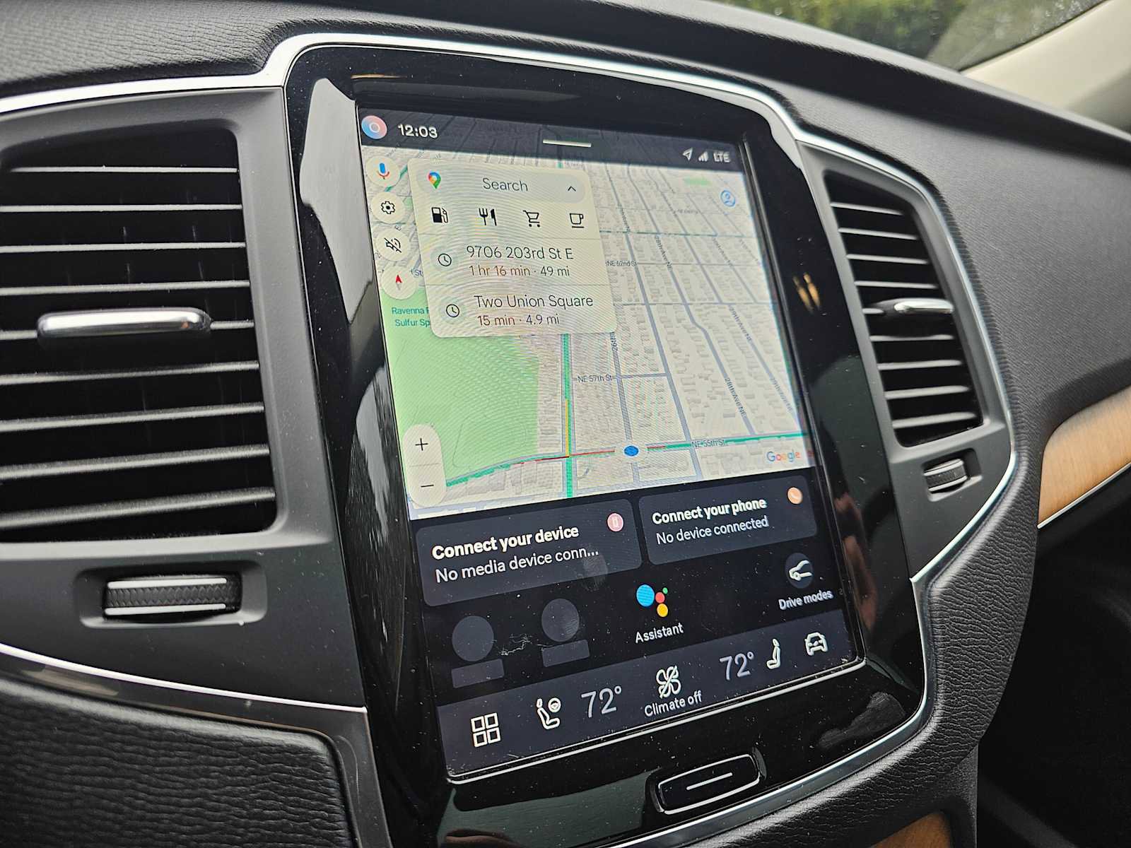 Used 2023 Volvo XC90 B6 Core w/ Protection Package Premier image 30