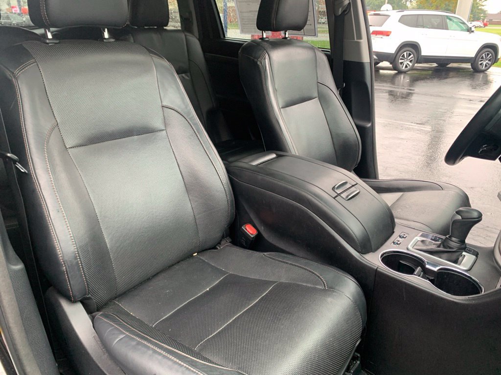 Used 2018 Toyota Highlander Limited w/ Protection Package #3 AWD/4WD image 24