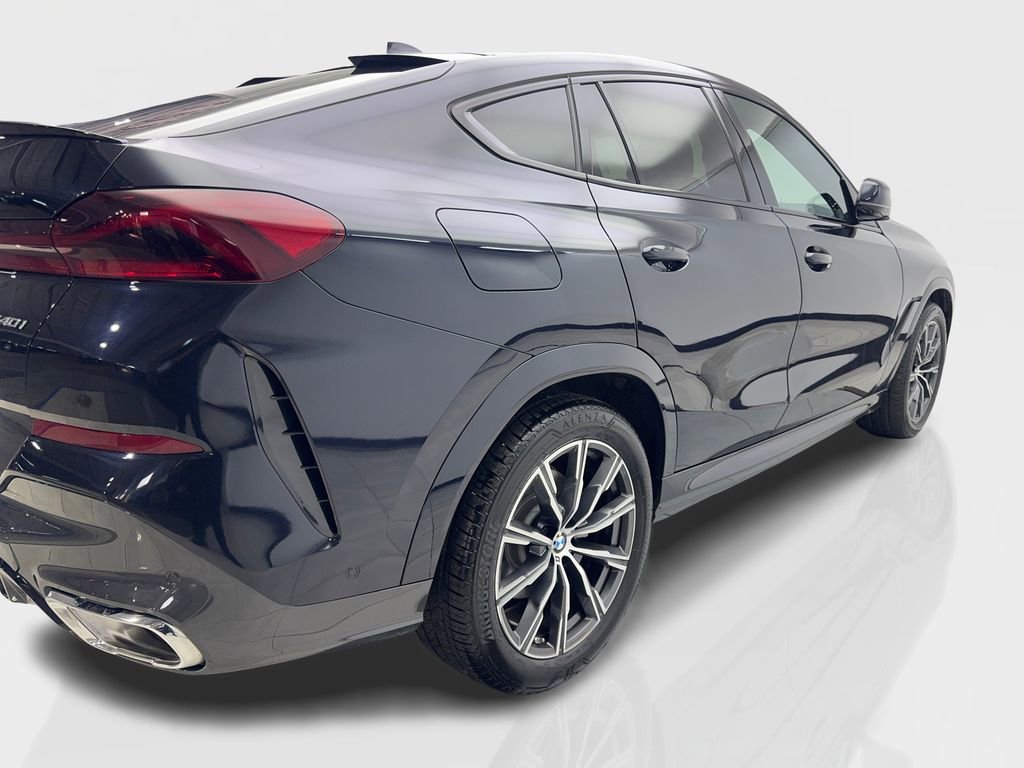 Used 2023 BMW X6 xDrive40i w/ M Sport Package image 13