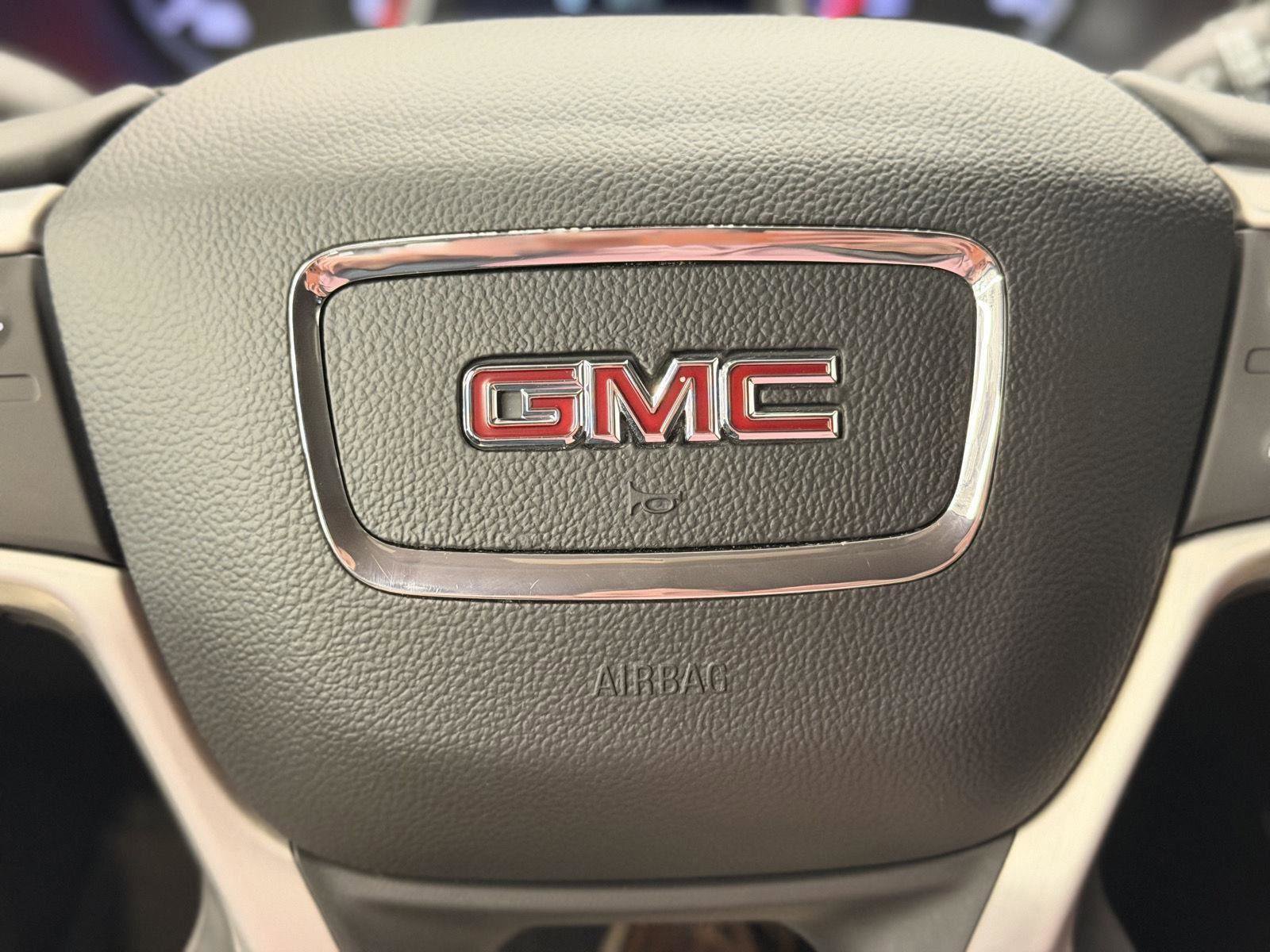 Certified 2023 GMC Acadia SLT w/ Elevation Edition AWD/4WD image 16