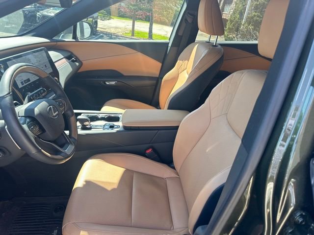 Used 2023 Lexus RX 350 Premium w/ Cold Area Package AWD/4WD image 13