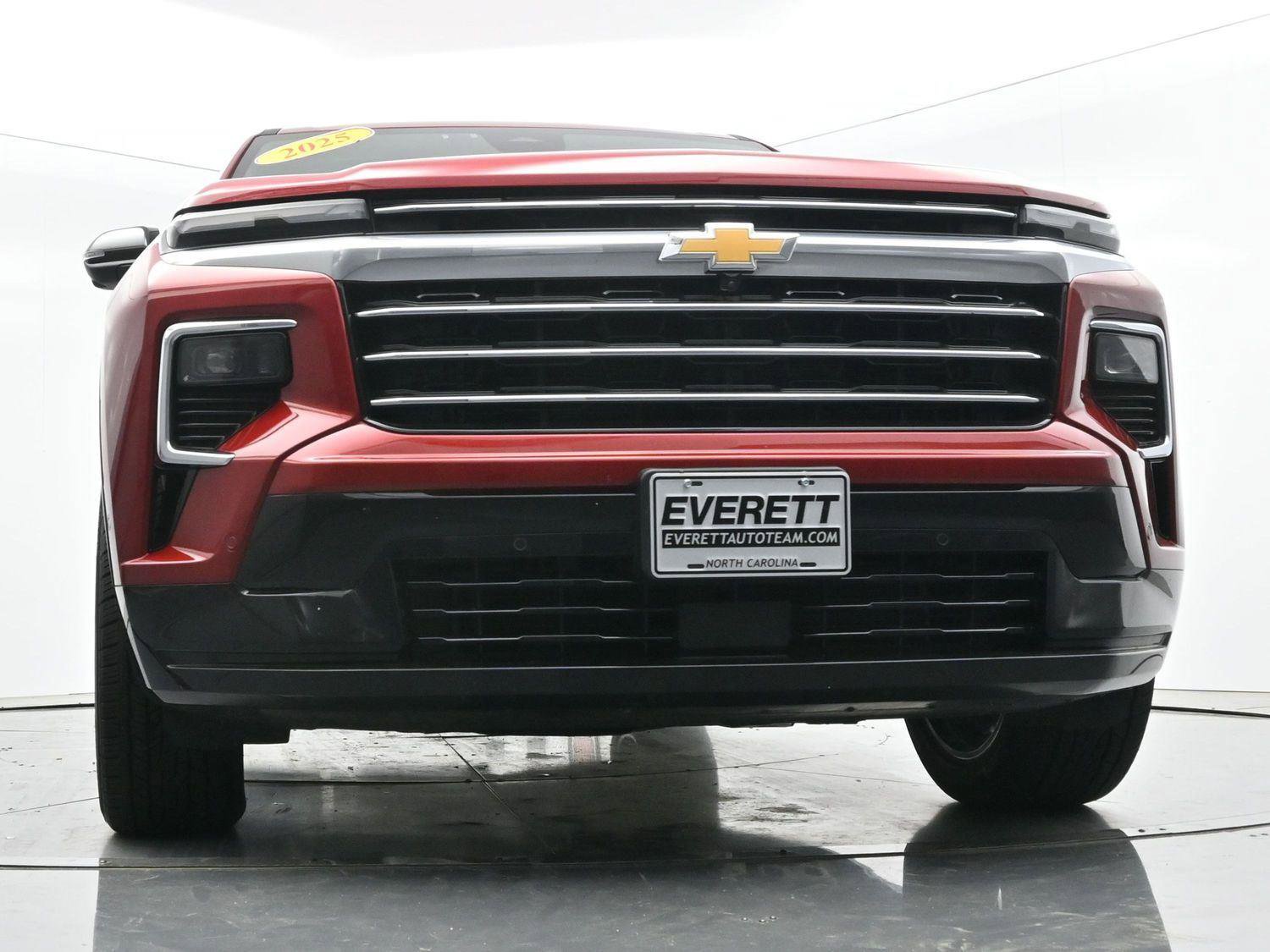 Used 2025 Chevrolet Traverse High Country image 52