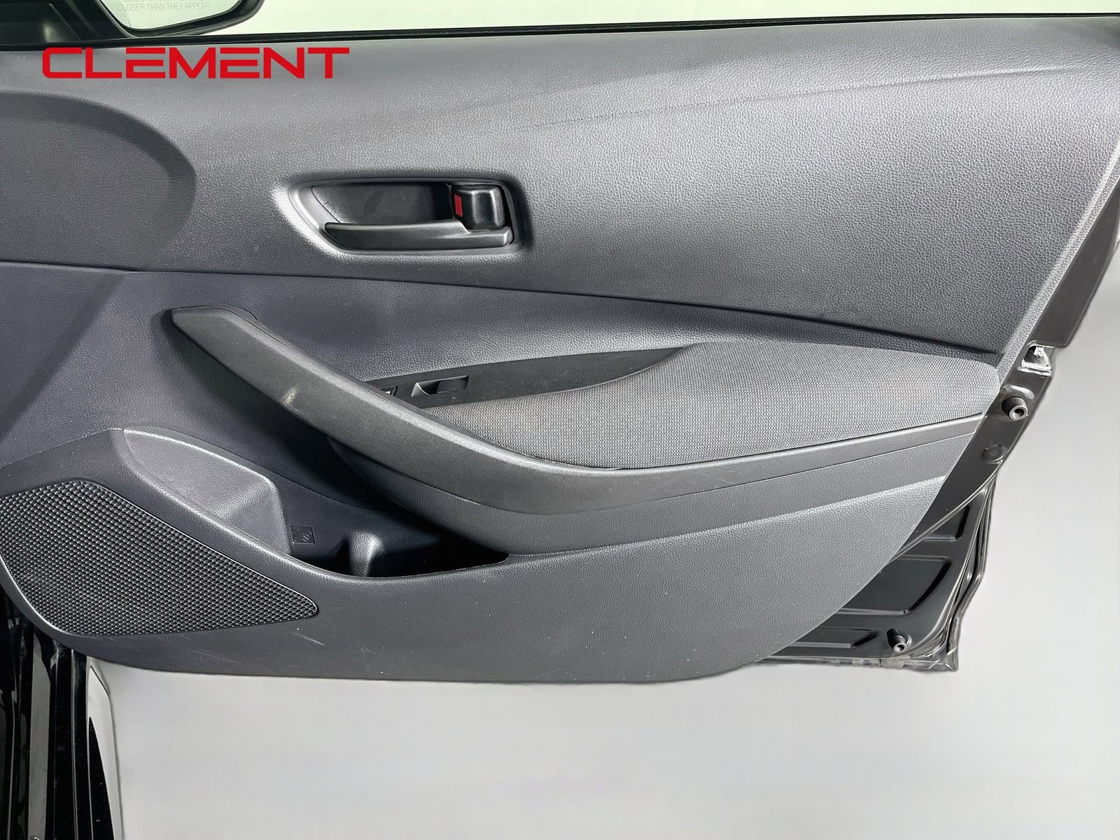 Used 2026 Toyota Corolla LE FWD image 32
