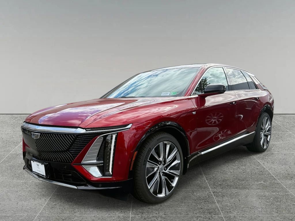 New 2024 Cadillac Lyriq Luxury image 1