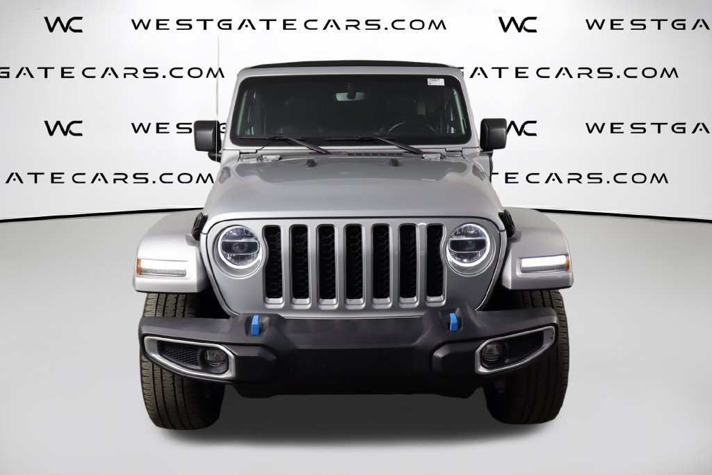 Used 2022 Jeep Wrangler Unlimited Sahara w/ Cold Weather Group AWD/4WD image 2