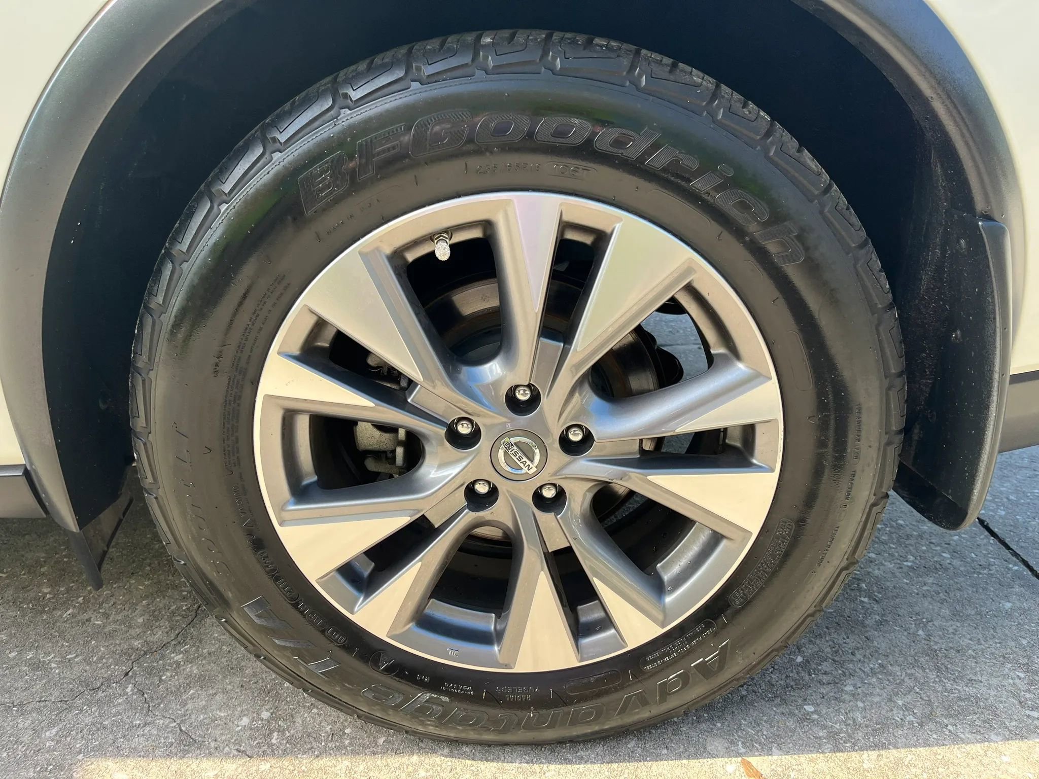 Used 2015 Nissan Murano S w/ Cargo Package w/Cover FWD image 9