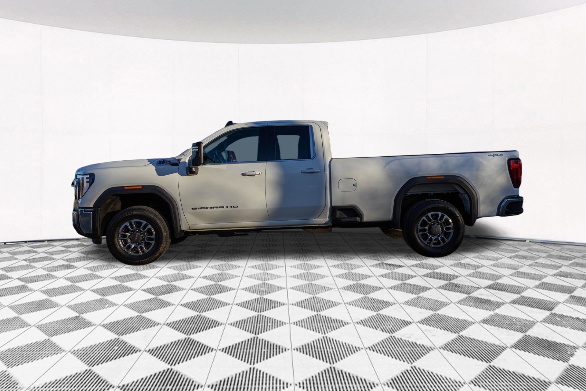 Certified 2024 GMC Sierra 2500 SLE w/ SLE Value Package; image 8