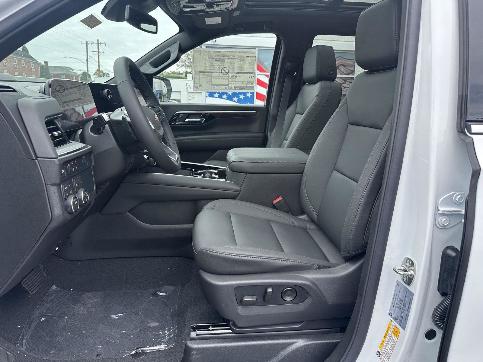 New 2027 Chevrolet Tahoe LT w/ Comfort Package AWD/4WD image 11