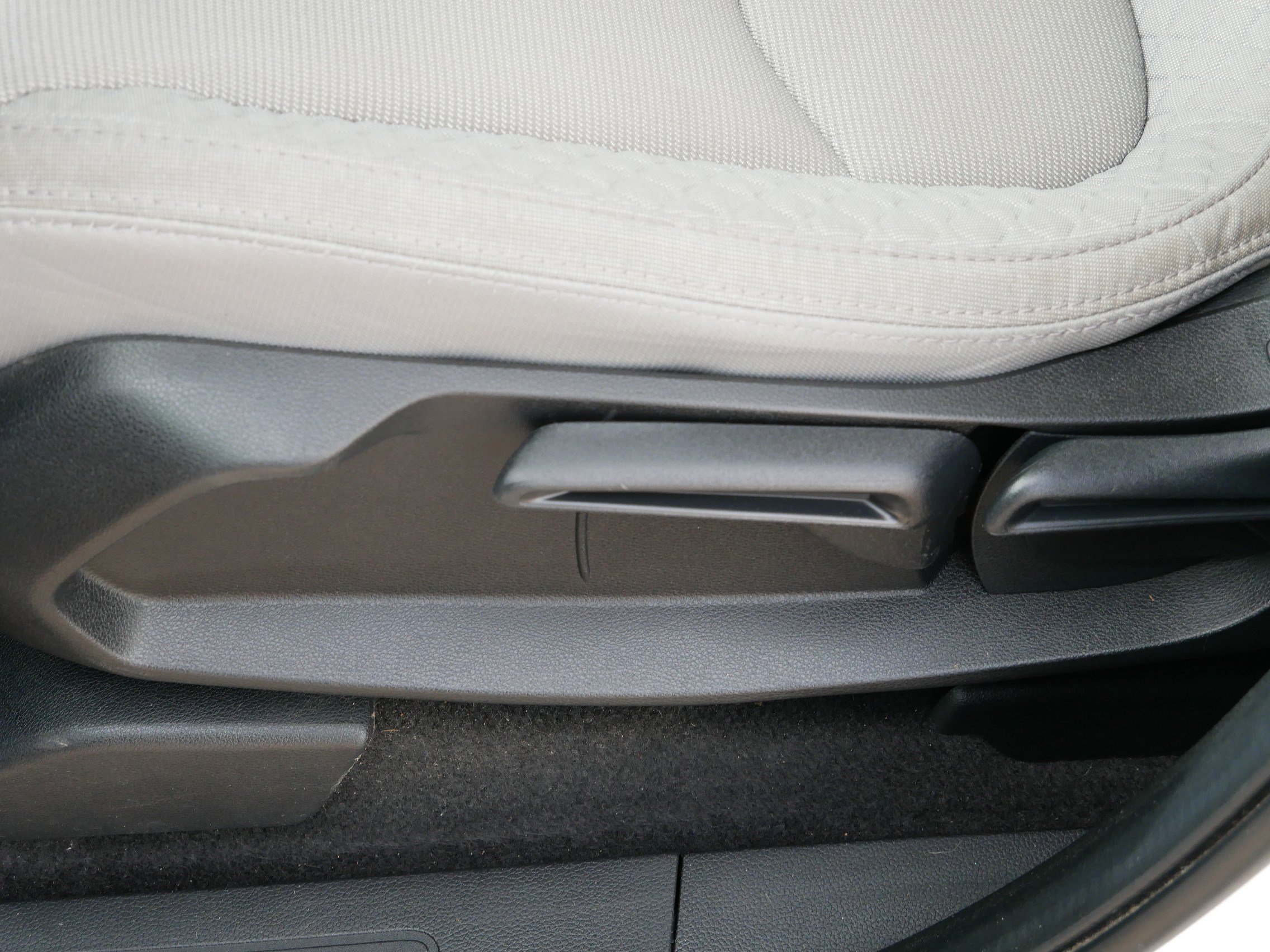 Used 2023 Honda Pilot LX image 20