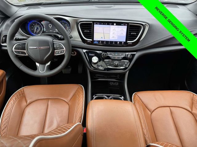 Used 2024 Chrysler Pacifica Pinnacle w/ Trailer Tow Group image 32