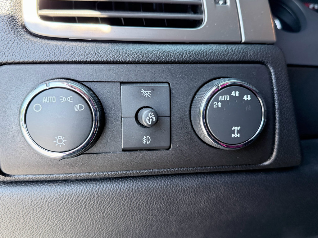 Used 2007 Chevrolet Avalanche LT w/ LT Preferred Equipment Group image 13