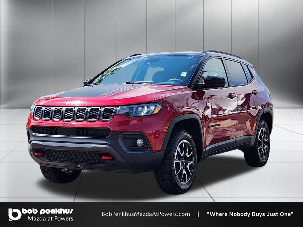 Used 2025 Jeep Compass Trailhawk AWD/4WD image 23