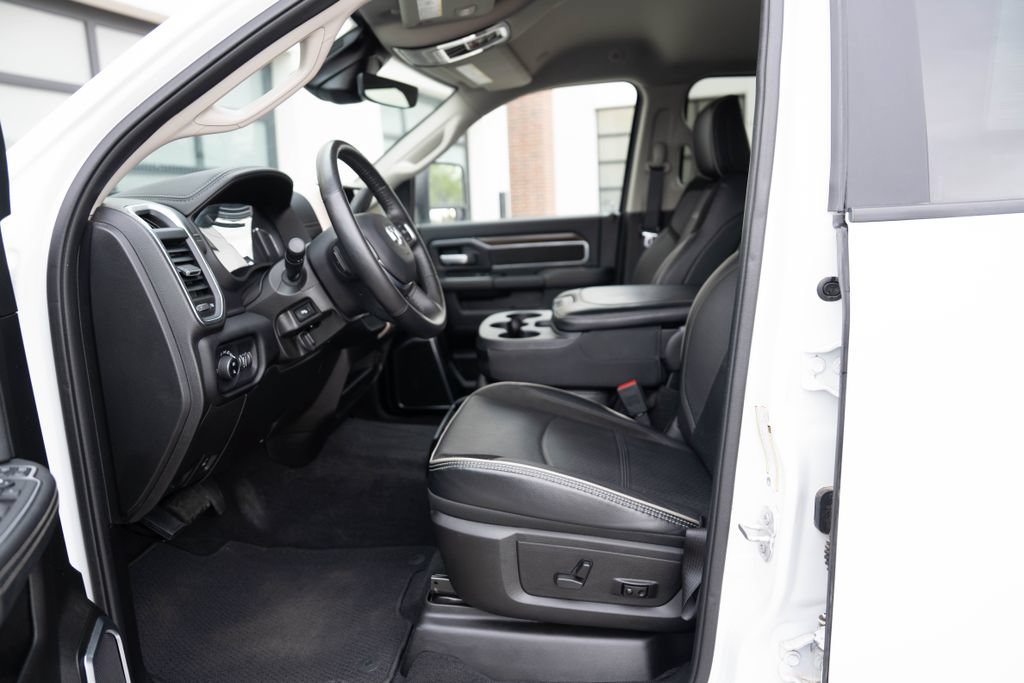 Used 2024 RAM 2500 Laramie w/ Safety Group AWD/4WD image 14