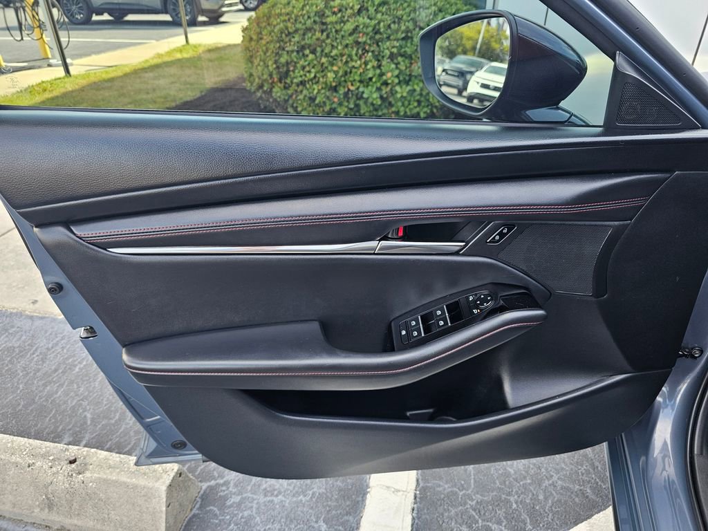 Used 2025 MAZDA MAZDA3 s AWD/4WD image 11