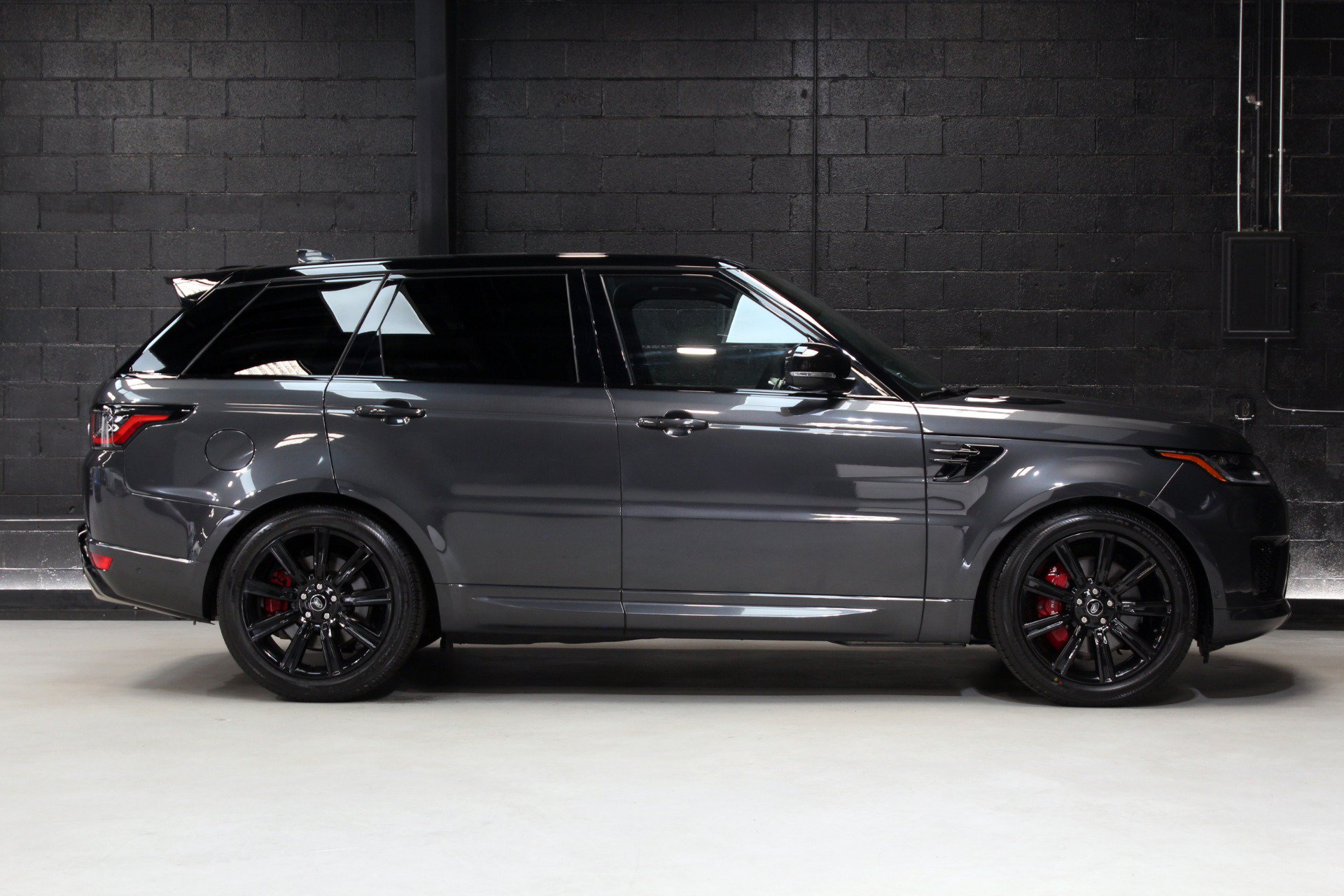 Used 2022 Land Rover Range Rover Sport HST AWD/4WD image 17
