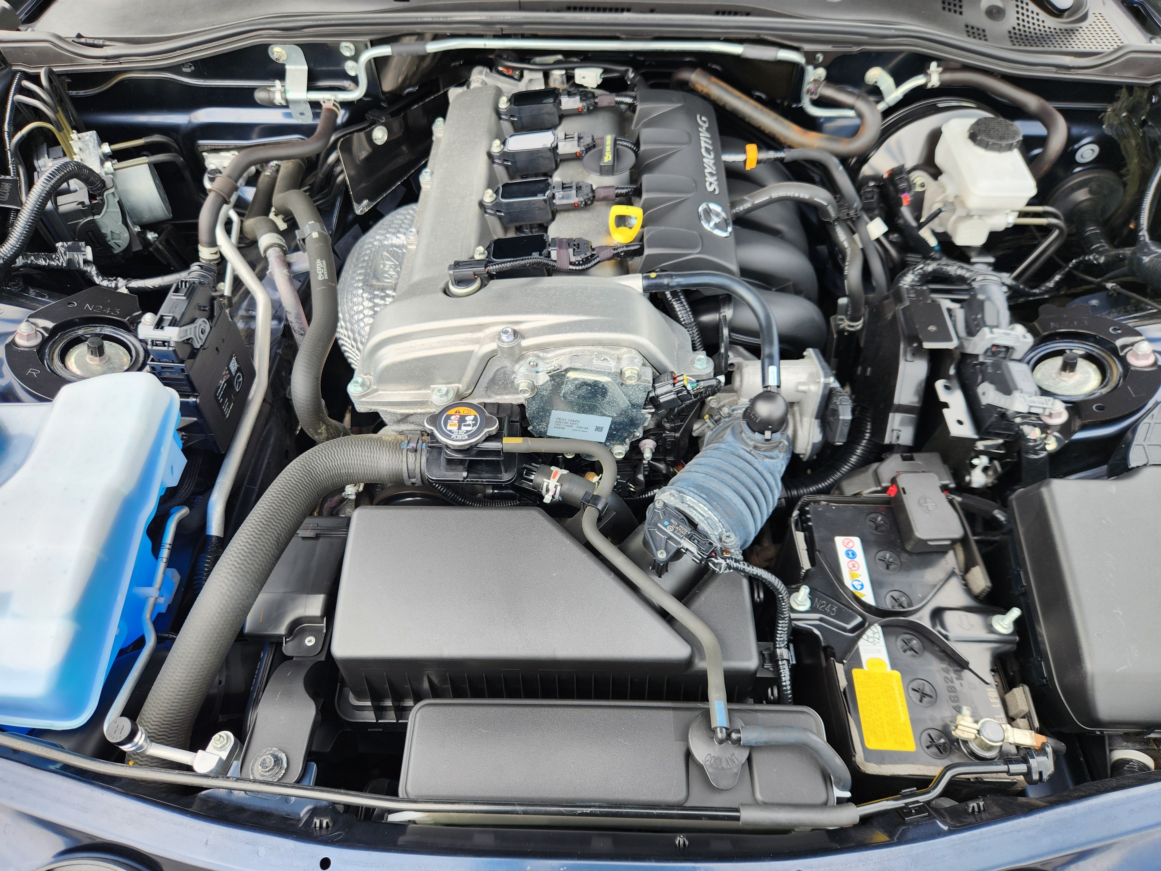 Used 2025 MAZDA MX-5 Miata RF Grand Touring RWD image 19