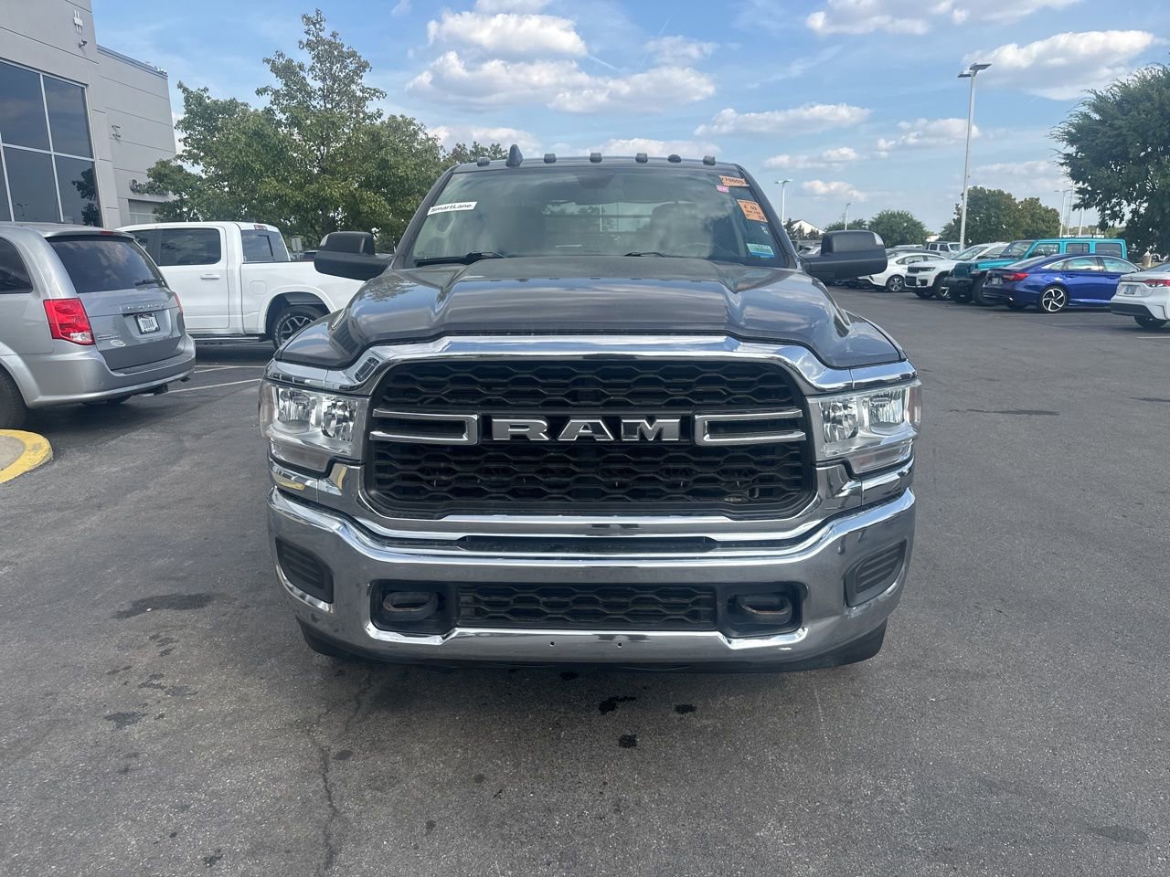Used 2020 RAM 3500 Tradesman w/ Chrome Appearance Group image 8