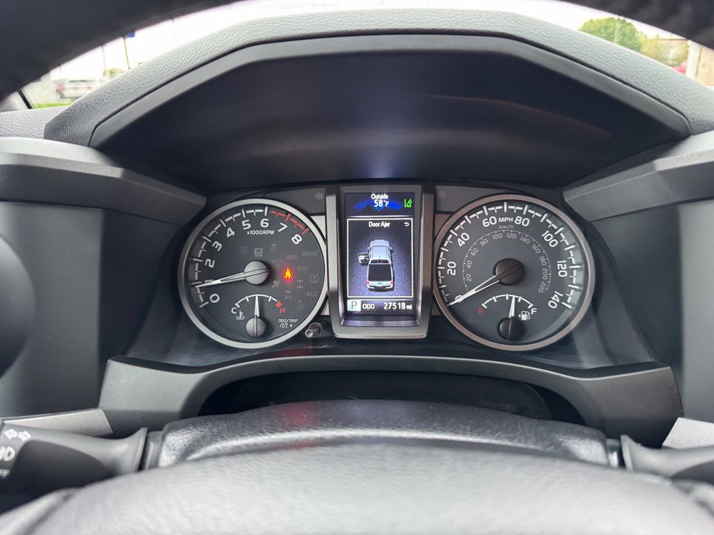 Used 2021 Toyota Tacoma TRD Off-Road w/ Technology Package AWD/4WD image 23