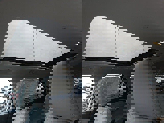 New 2026 Ford Explorer Active w/ Active Comfort Package image 19