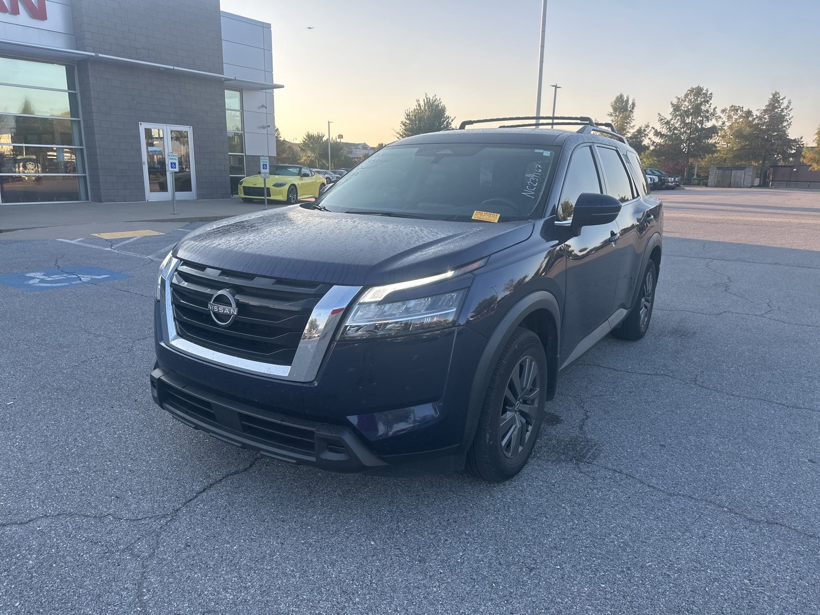 Used 2022 Nissan Pathfinder SV