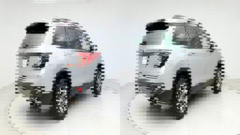 Used 2023 Honda Passport TrailSport image 5