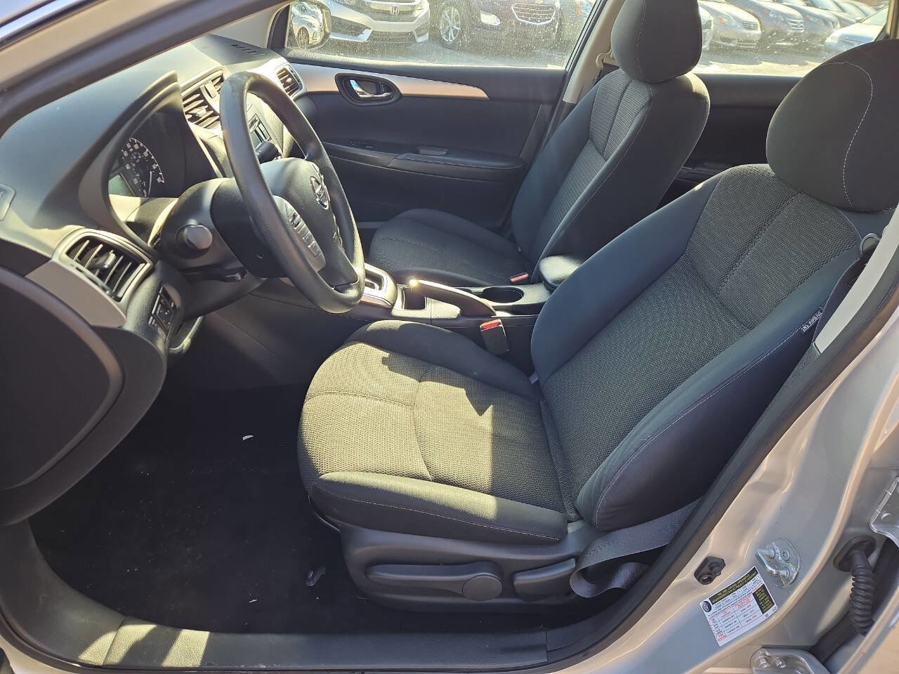 Used 2016 Nissan Sentra S image 16