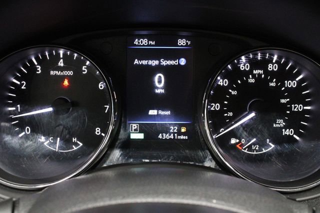 Used 2020 Nissan Rogue SL image 29