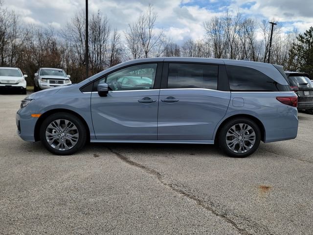 New 2026 Honda Odyssey Touring image 3