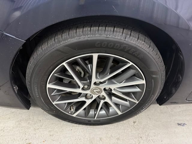 Used 2018 Lexus ES 350 w/ Luxury Package w/Wood Trim FWD image 27