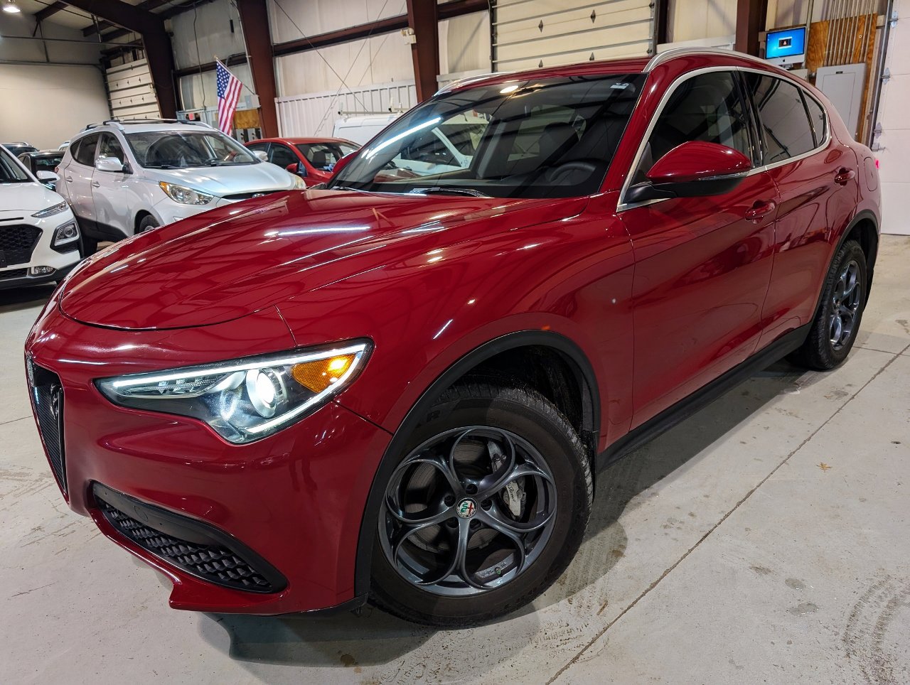Used 2019 Alfa Romeo Stelvio AWD image 1