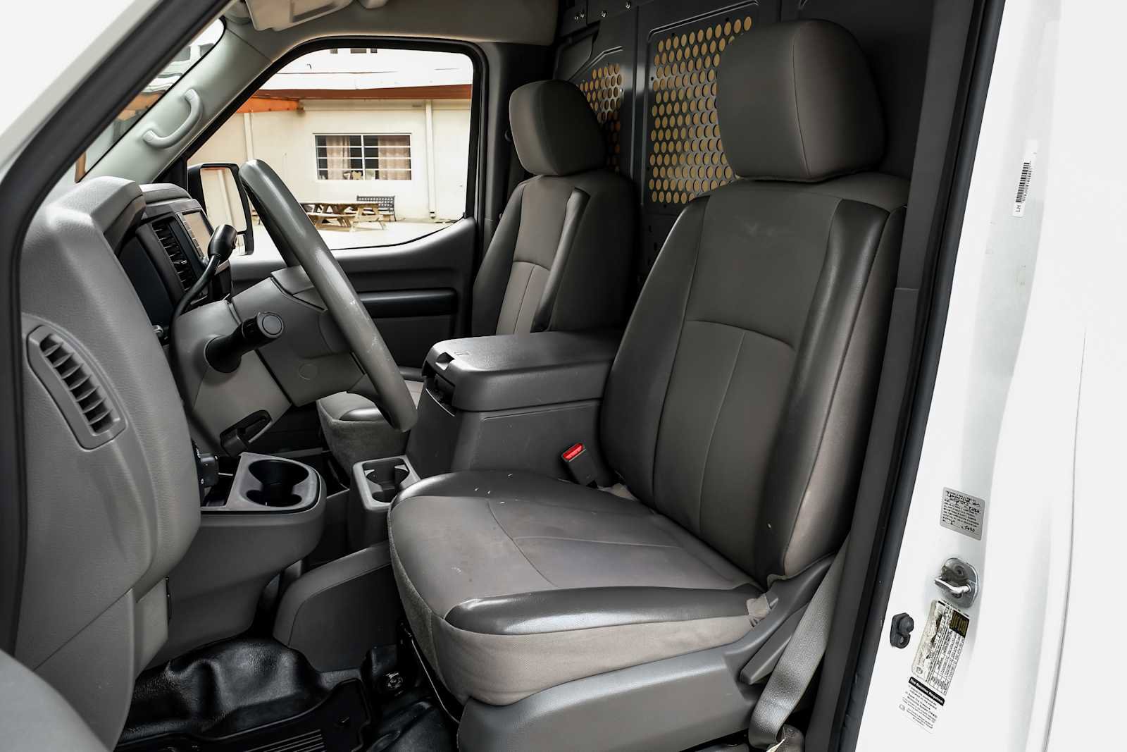 Used 2020 Nissan NV 2500 SV image 35