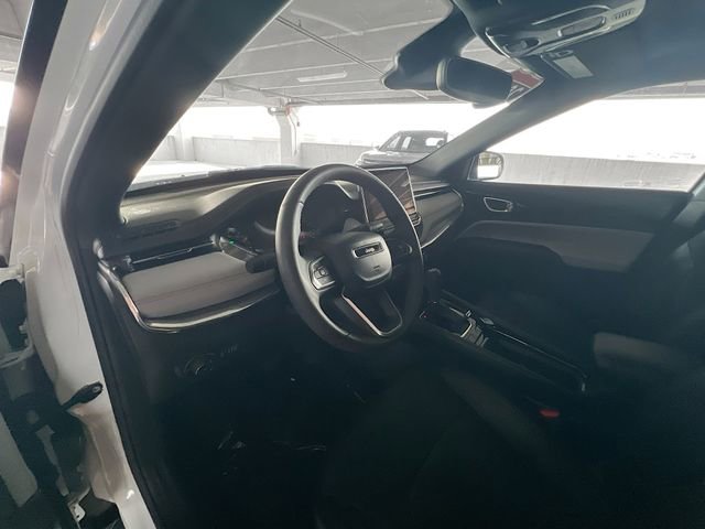 Used 2023 Jeep Compass Limited w/ Elite Group AWD/4WD image 11