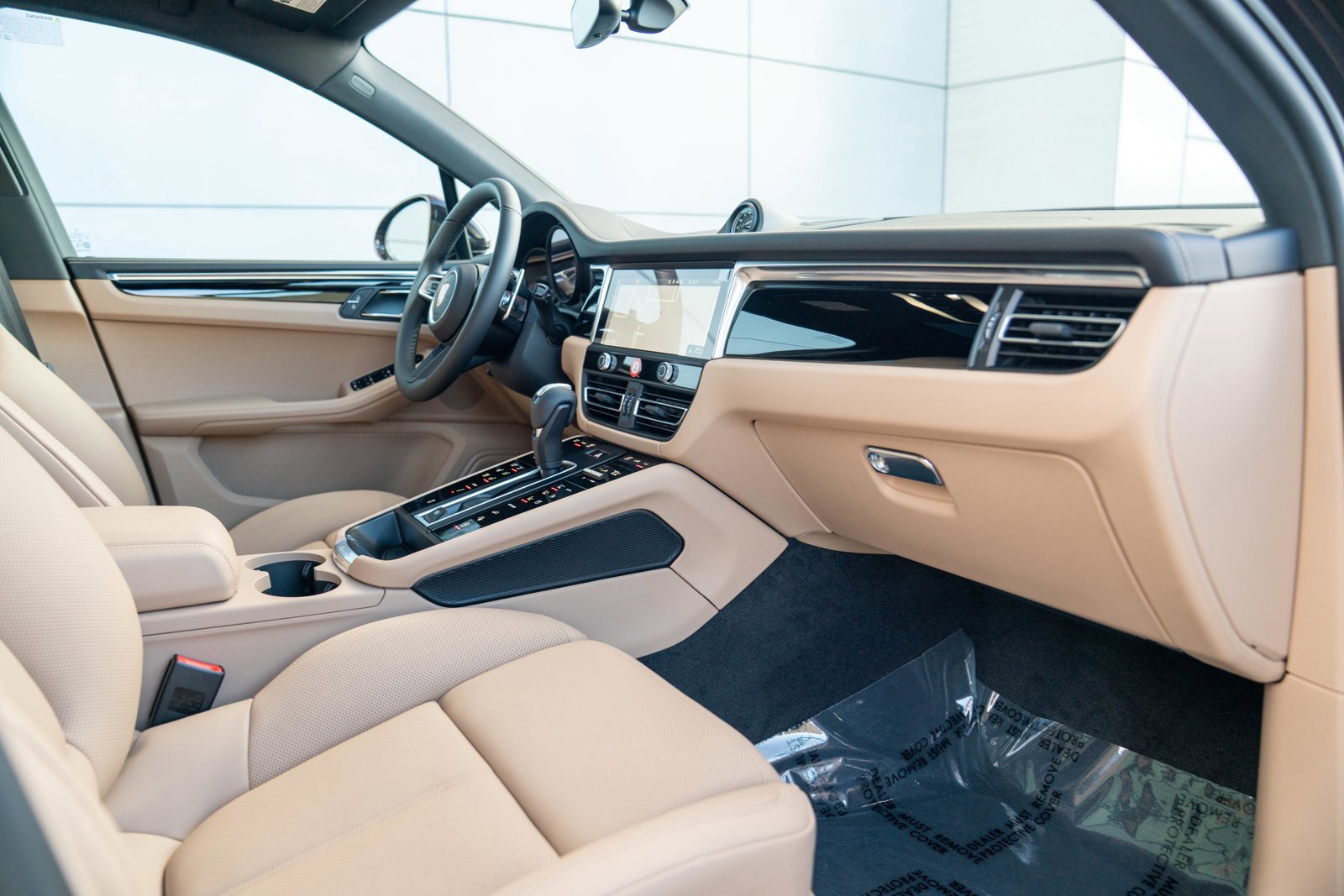 New 2026 Porsche Macan S image 27