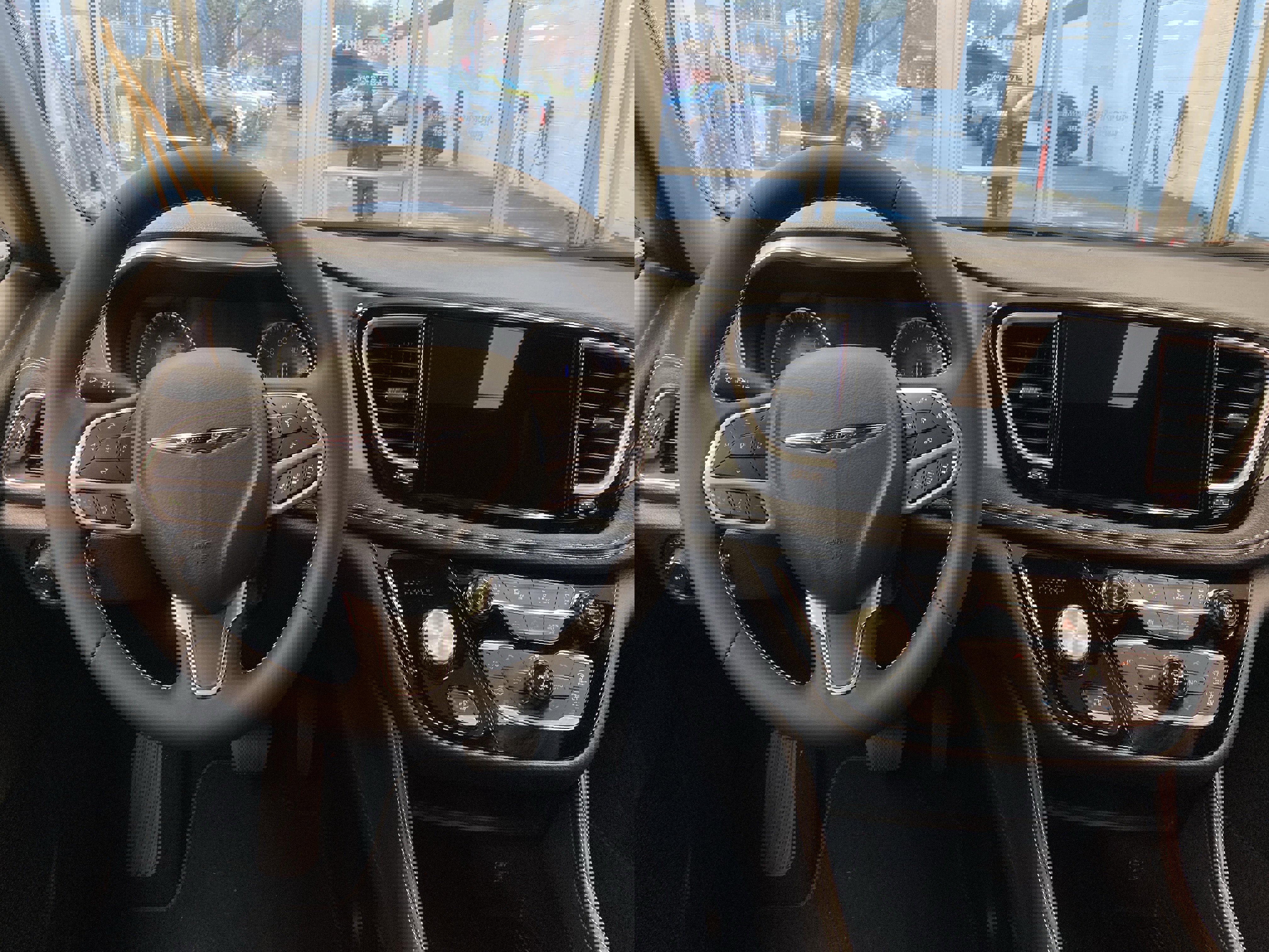 New 2026 Chrysler Pacifica Limited image 18