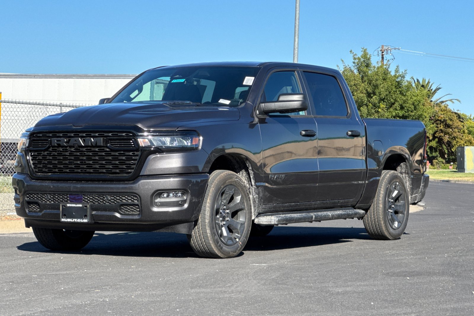 New 2026 RAM 1500 Express AWD/4WD image 7