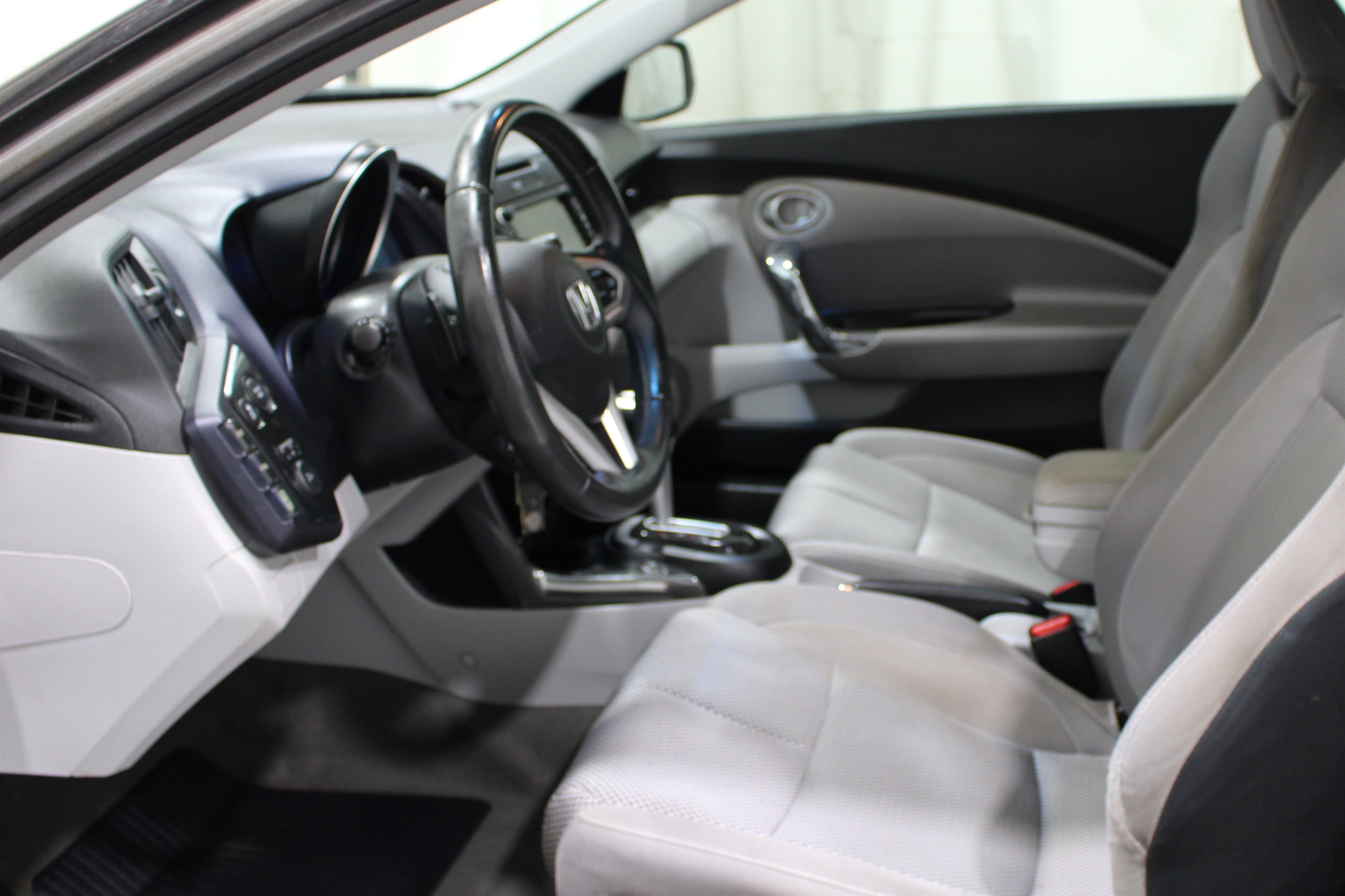 Used 2011 Honda CR-Z EX image 3