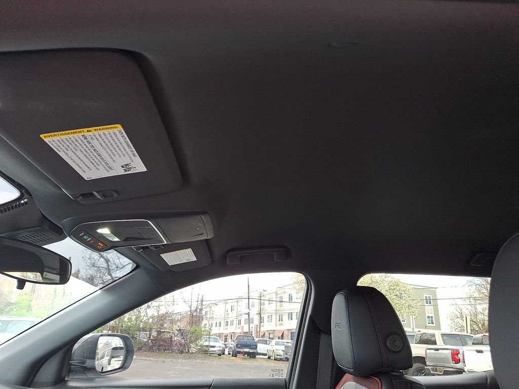 Used 2026 Chevrolet Equinox RS image 13