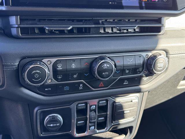 Used 2024 Jeep Wrangler Sahara 4xe image 23