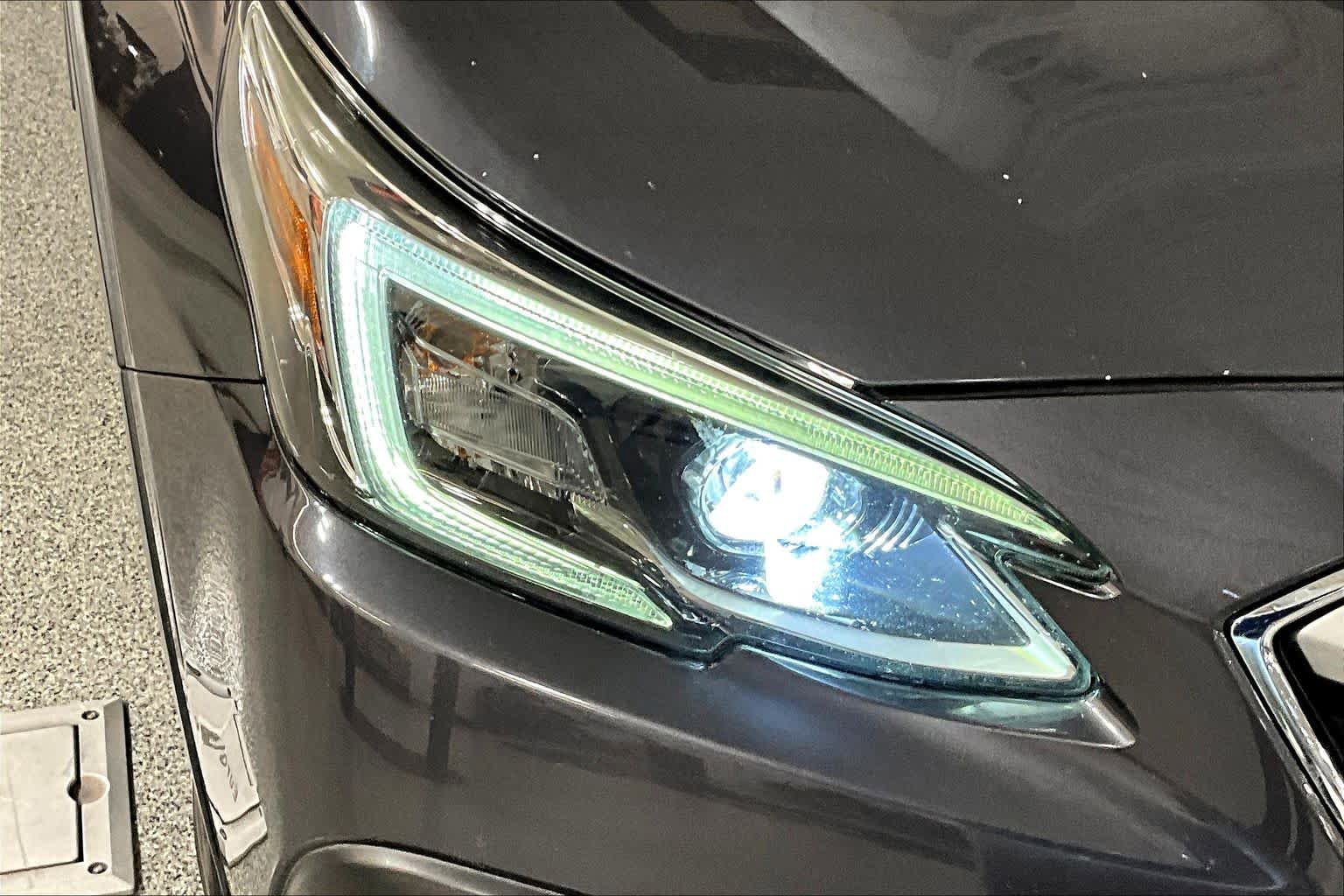 Used 2022 Subaru Outback Touring XT w/ Popular Package #2 image 30