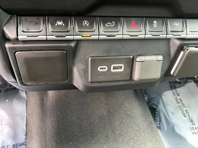 Certified 2024 Chevrolet Silverado 1500 Custom RWD image 25