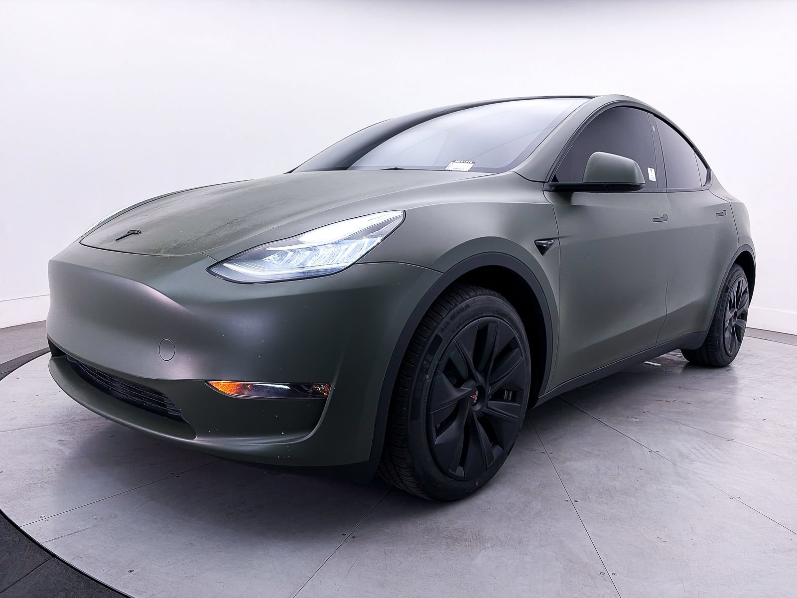 Used 2023 Tesla Model Y Long Range AWD/4WD image 11