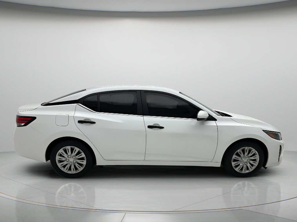 Used 2024 Nissan Sentra S FWD image 6