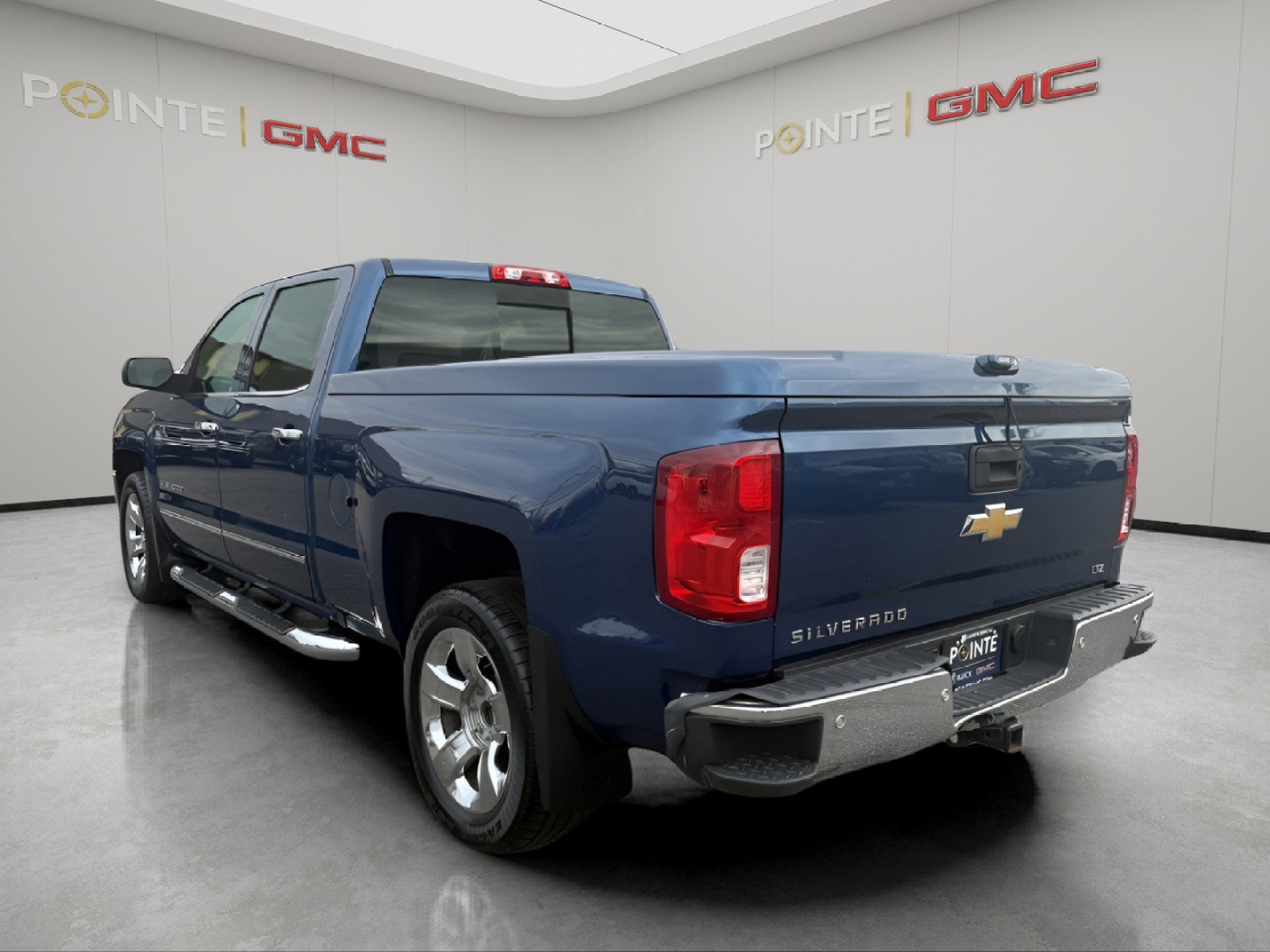Used 2018 Chevrolet Silverado 1500 LTZ w/ LTZ Plus Package image 5