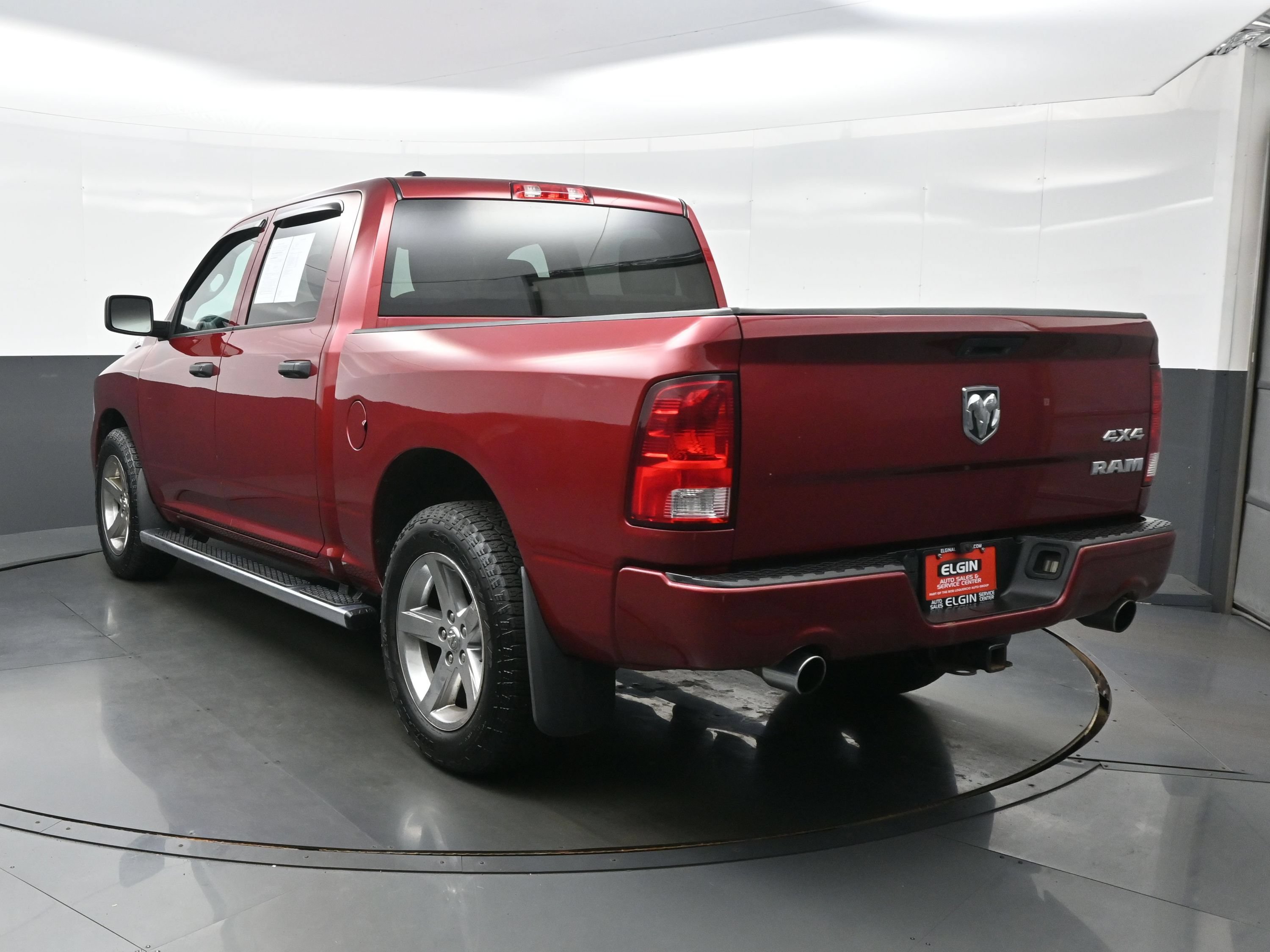 Used 2015 RAM 1500 Express AWD/4WD image 4